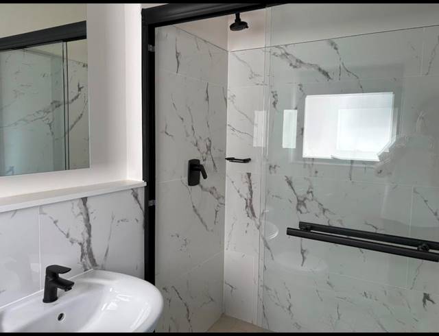 1 BEDROOM PROPERTY TO RENT IN RICHWOOD